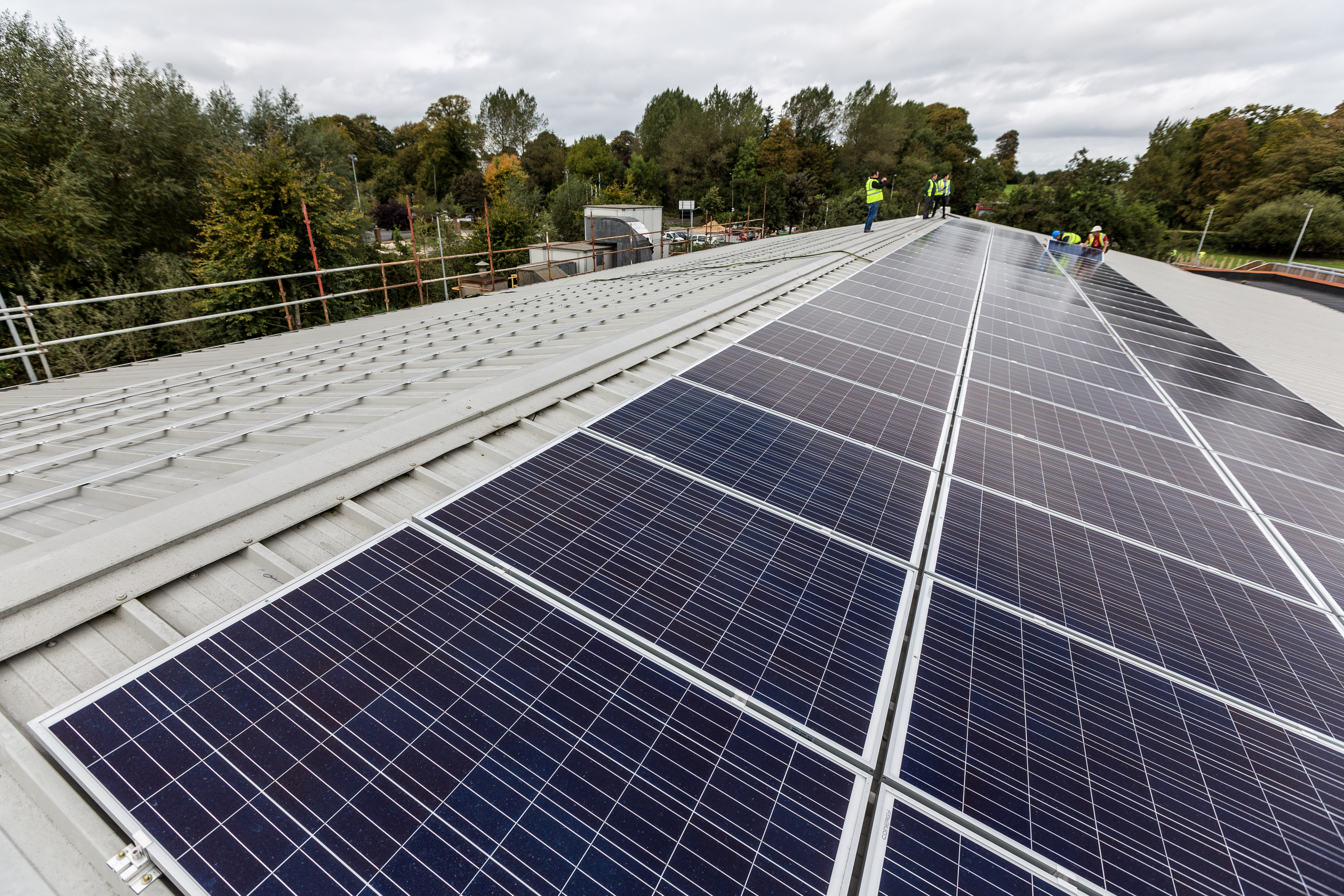 Ireland’s Largest Photovoltaic Solar Panel Project is Completed | Tea
